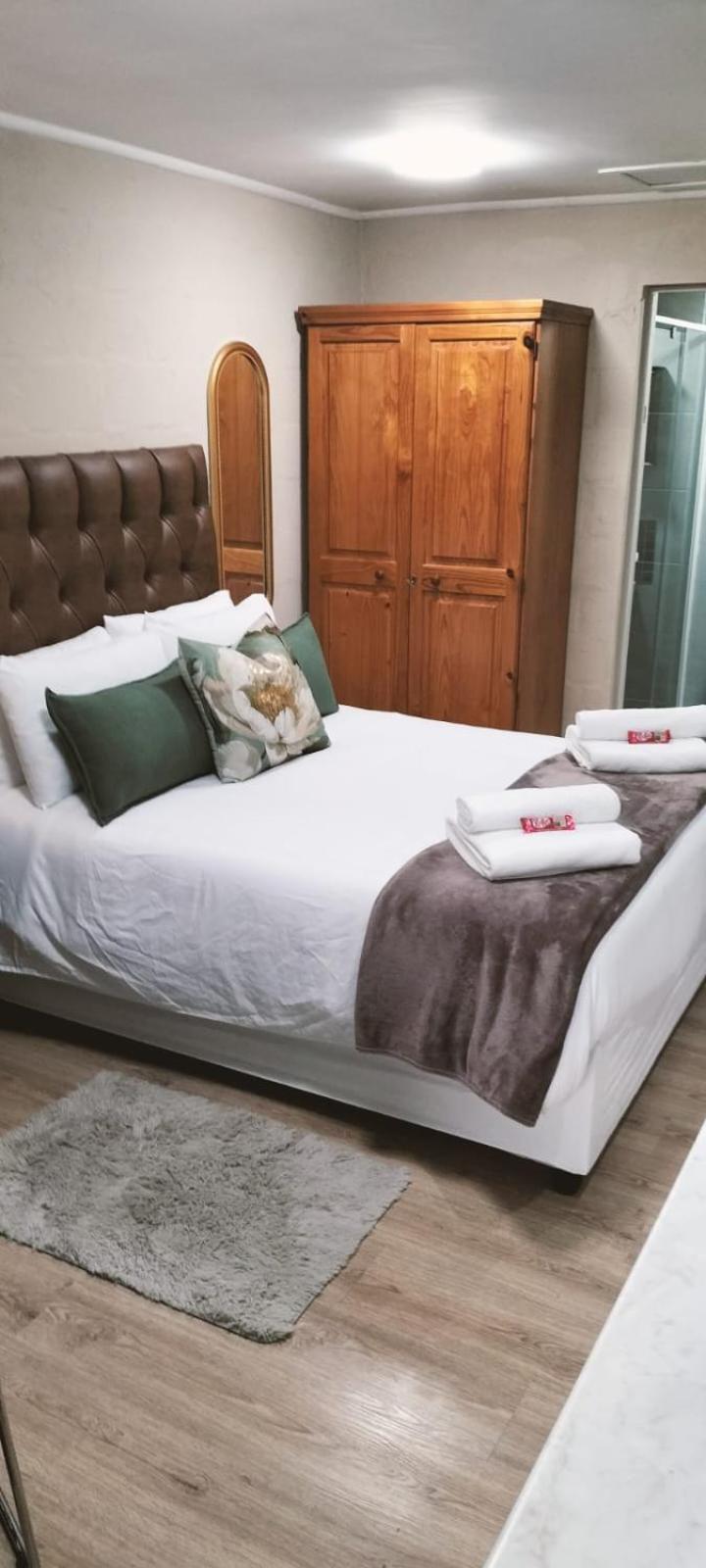 Victoria'S Rest Apartment Windsor Park Bagian luar foto